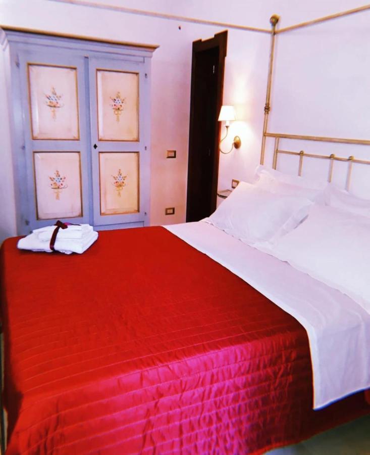 Bed and Breakfast Lo Scrigno Barocco Лечче Экстерьер фото